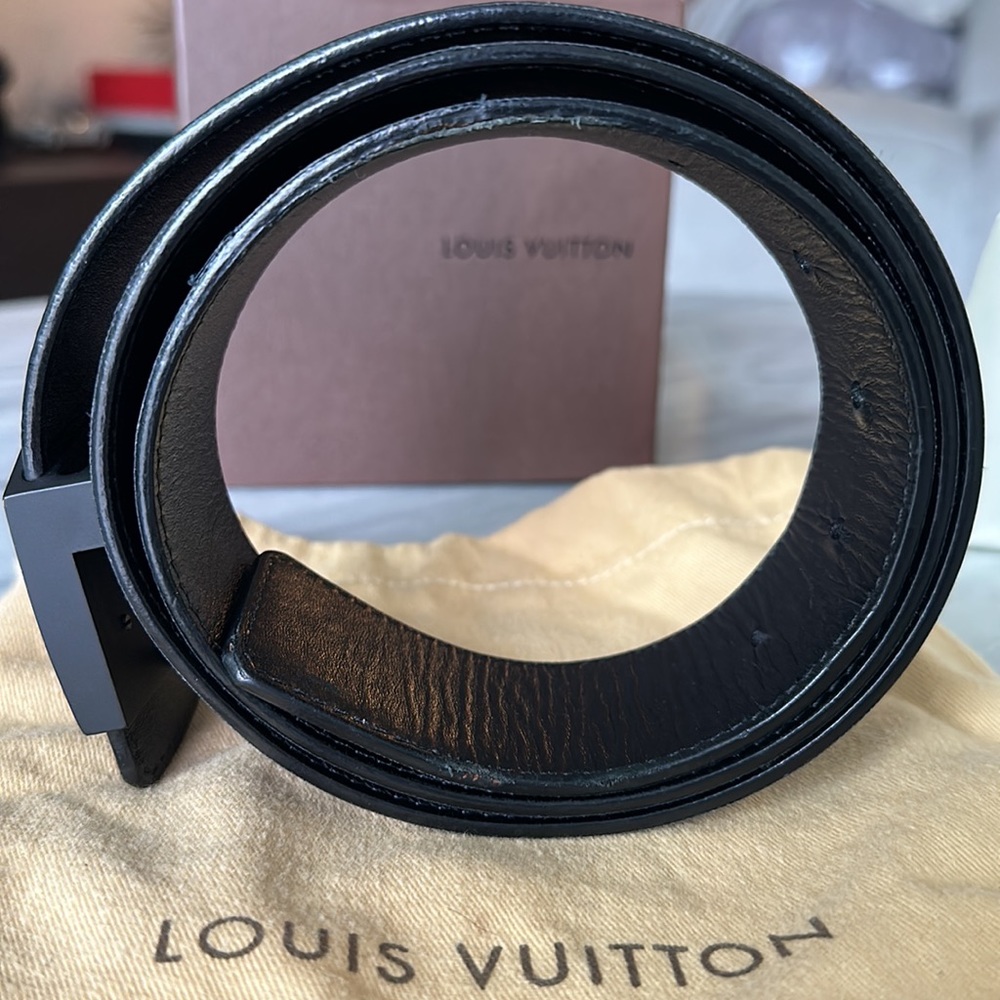 Authentic LV Damier Graphite Belt M9808 - Picture 14 of 14